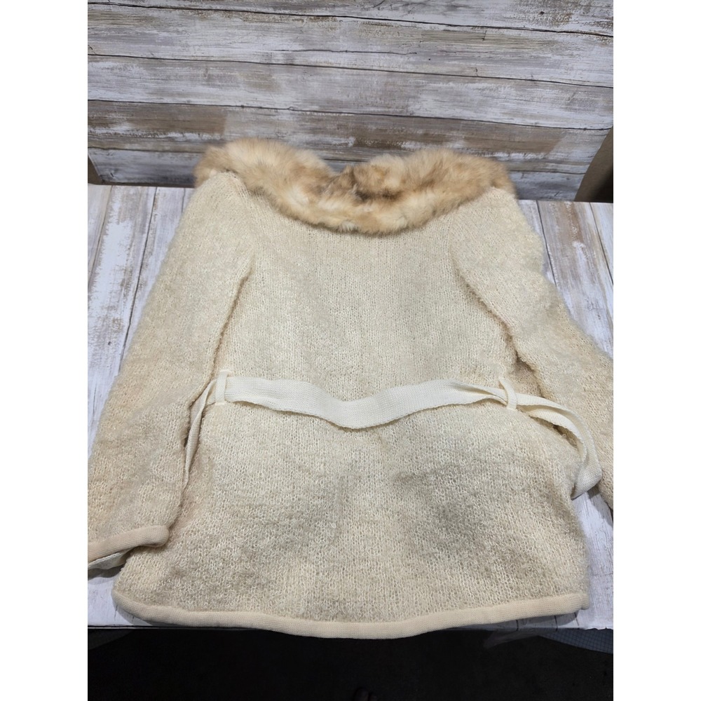 Sakri Vintage Cream Boucle Knit Cardigan Real? Faux Fur Collar Belted Sweater M - Picture 8 of 8